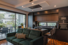 Emerald Stone Apartment Varkiza